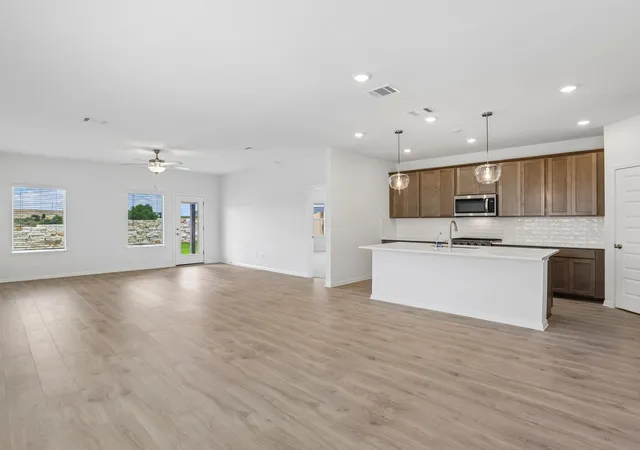 3rd image of 13305 Rindle Reach Dr, Buda, TX 78610 | MLS# 8548008