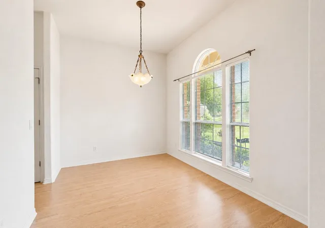 Photo 4 of Single family home for sale at 106 Stacey Ln, Georgetown, TX 78628 | MLS# 3730871 | Listing updated on 2026-10-06