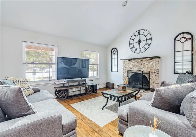2nd image of 301 Verbena Dr, Kyle, TX 78640 | MLS# 7433893