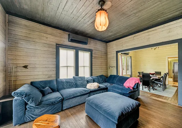 5th image of 805 Main St, Bastrop, TX 78602 | MLS# 1638778