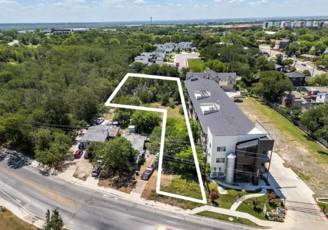 Photo 3 of Land for sale at 1813 Webberville Rd, Austin, TX 78721 | MLS# 1983892 | Listing updated on 2026-08-05