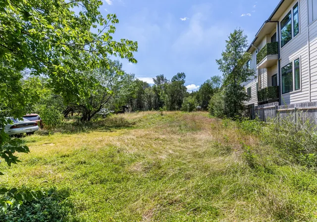 Photo 4 of Land for sale at 1813 Webberville Rd, Austin, TX 78721 | MLS# 1983892 | Listing updated on 2026-08-05