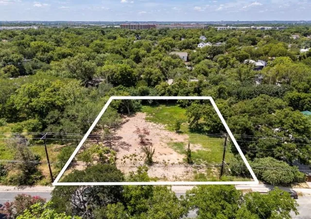 Photo 2 of Land for sale at 4801 Ledesma Rd, Austin, TX 78721 | MLS# 1638512 | Listing updated on 2026-08-05