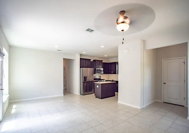 Photo 4 of Single family home for sale at 1174 Esplanade Pkwy, San Marcos, TX 78666 | MLS# 3979122 | Listing updated on 2026-07-06