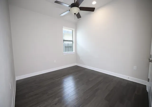 Photo 4 of Single family home for sale at 5301 Ponte Tresa Dr, Austin, TX 78738 | MLS# 4102642 | Listing updated on 2026-08-28
