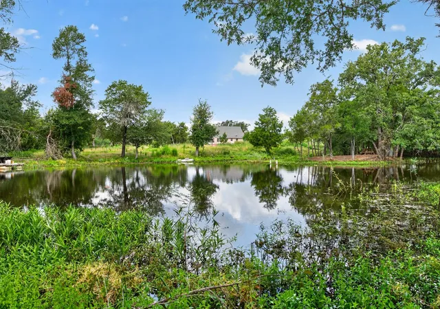 4th image of 1689 Fm 2104, Paige, TX 78659 | MLS# 4492743