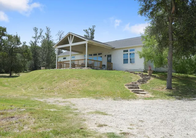 Photo 1 of Single family home for sale at 15701 Forest Glen Cv, Del Valle, TX 78617 | MLS# 1756197 | Listing updated on 2026-09-16