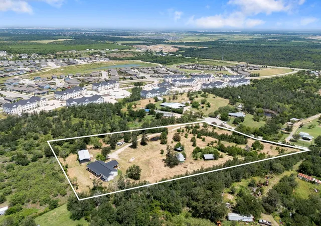 5th image of 15701 Forest Glenn Cv, Del Valle, TX 78617 | MLS# 1756197