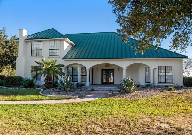 Homes for sale in Victoria, TX | 968 Tate Rd, Victoria, TX 77904 | MLS# 8156482