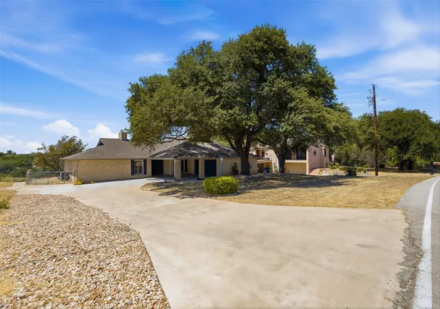 Photo 1 of Single family home for sale at 4100 Outpost Trce, Lago Vista, TX 78645 | MLS# 8604434 | Listing updated on 2026-10-02