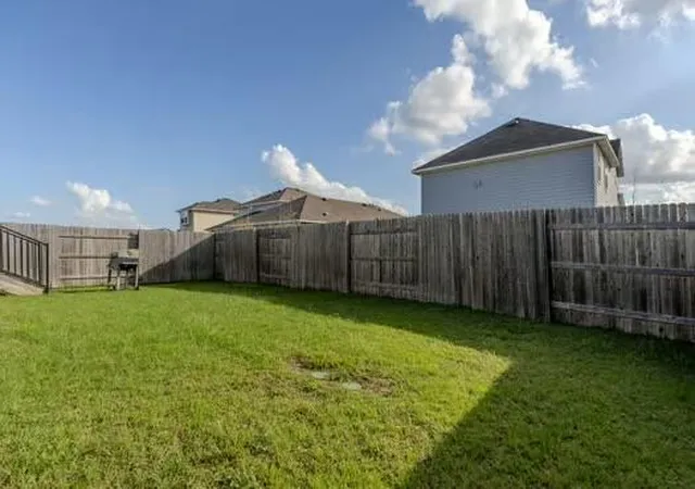4th image of 328 Black Opal Dr, Jarrell, TX 76537 | MLS# 3990743