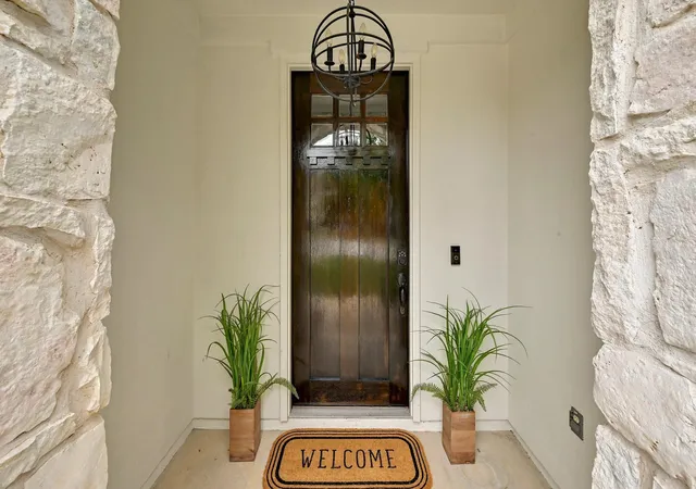 Photo 3 of Single family home for sale at 19618 Summit Glory Trl #5, Spicewood, TX 78669 | MLS# 2430202 | Listing updated on 2026-09-14