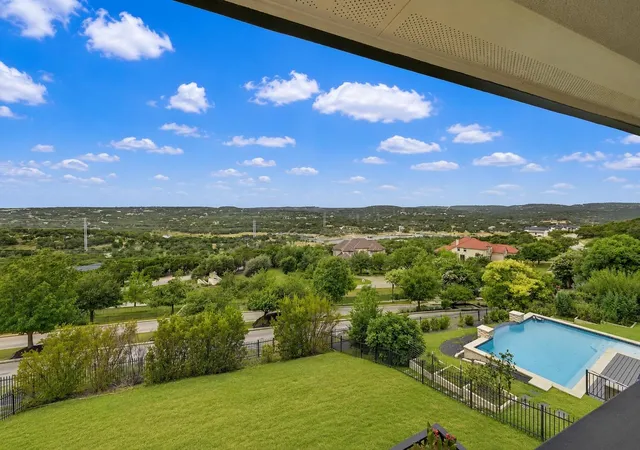 Photo 4 of Single family home for sale at 19618 Summit Glory Trl #5, Spicewood, TX 78669 | MLS# 2430202 | Listing updated on 2026-09-14