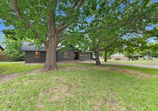 1st image of 1501 Wofford Dr, Burnet, TX 78611 | MLS# 6590911