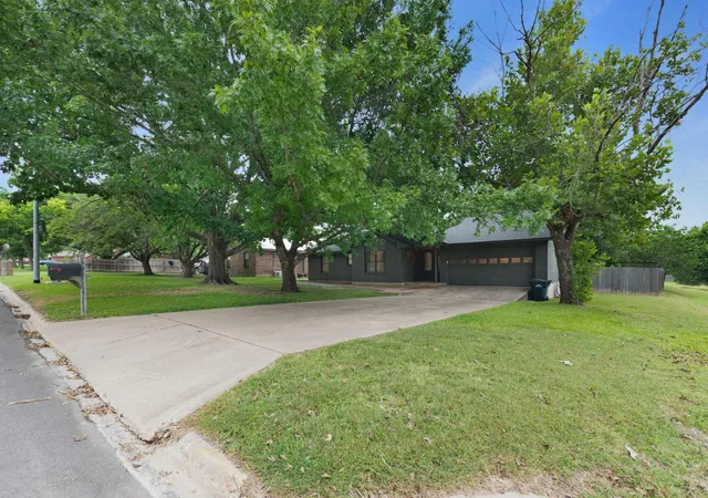 3rd image of 1501 Wofford Dr, Burnet, TX 78611 | MLS# 6590911