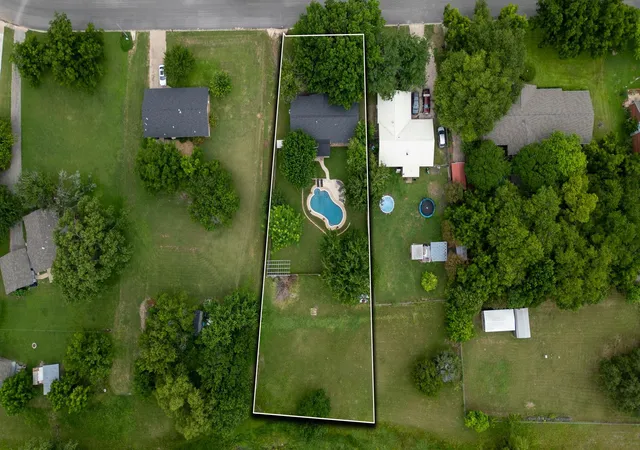 4th image of 1501 Wofford Dr, Burnet, TX 78611 | MLS# 6590911