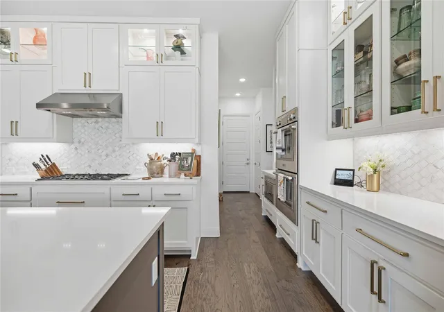 Photo 1 of Single family home for sale at 414 Sitlington Ln, Austin, TX 78738 | MLS# 8137098 | Listing updated on 2026-08-31
