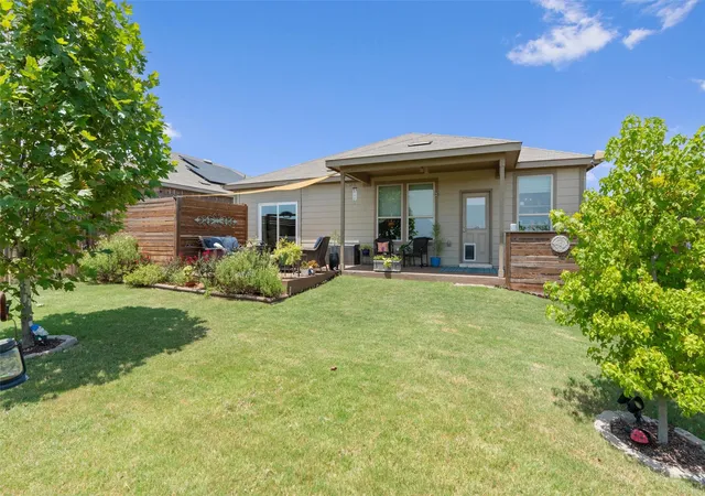Photo 4 of Single family home for sale at 1941 T H Johnson Dr, Taylor, TX 76574 | MLS# 7017588 | Listing updated on 2026-10-09