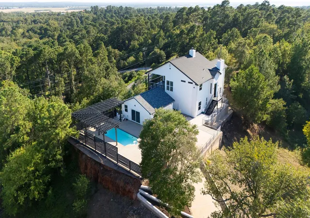 4th image of 108 Koolua Dr, Bastrop, TX 78602 | MLS# 6474421