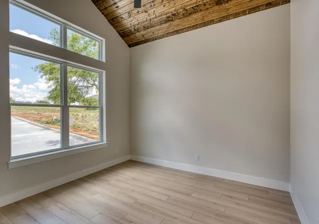 Photo 2 of Single family home for sale at 1310 Cats Eye, Horseshoe Bay, TX 78657 | MLS# 4580678 | Listing updated on 2026-09-15