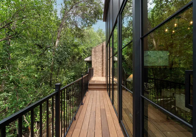 40th image of 3216 Tarryhollow Dr, Austin, TX 78703 | MLS# 2053343
