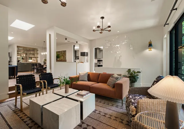 5th image of 3216 Tarryhollow Dr, Austin, TX 78703 | MLS# 2053343
