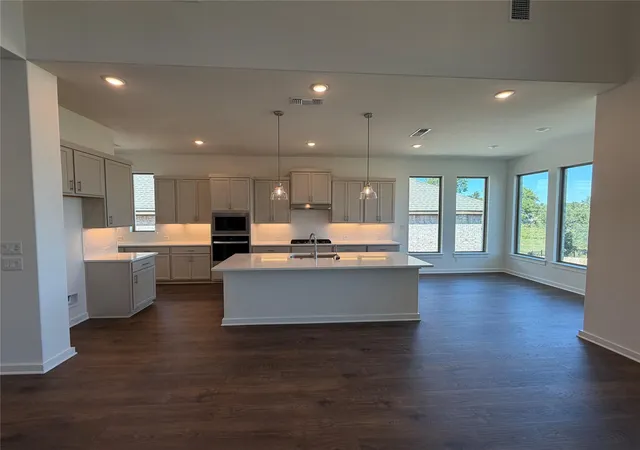 Photo 2 of Single family home for sale at 308 Smoke Signal Dr, Liberty Hill, TX 78642 | MLS# 3847744 | Listing updated on 2026-10-08