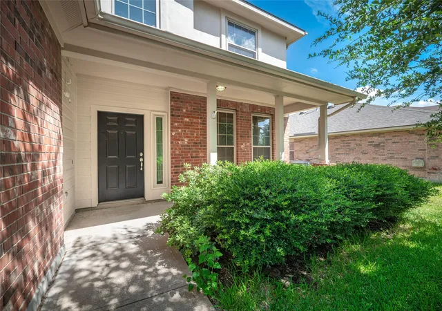 Photo 3 of Single family home for sale at 18700 Silent Water Way, Pflugerville, TX 78660 | MLS# 5641764 | Listing updated on 2026-10-07