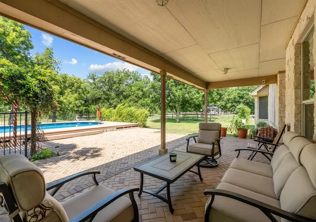 Photo 3 of Single family home for sale at 186 Brushy Crk Trl, Hutto, TX 78634 | MLS# 6104776 | Listing updated on 2026-09-16