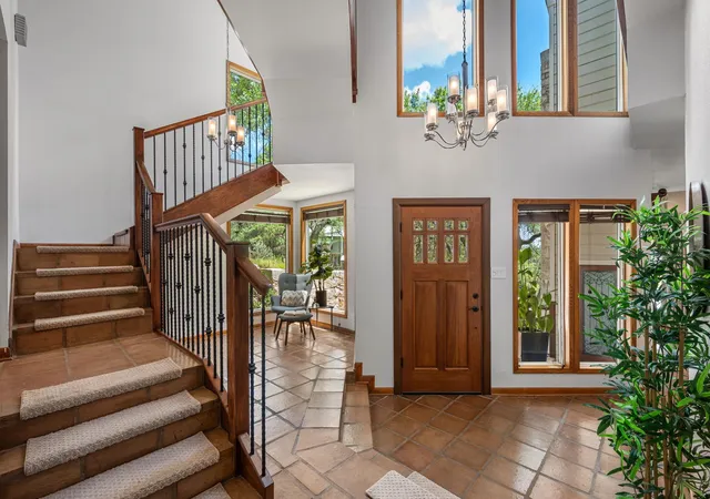 Photo 4 of Single family home for sale at 6022 Mount Bonnell Holw, Austin, TX 78731 | MLS# 8219175 | Listing updated on 2026-08-27