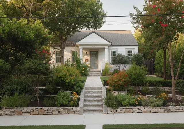 Photo 1 of Single family home for sale at 804 W 30 1/2 St, Austin, TX 78705 | MLS# 4684472 | Listing updated on 2026-08-12