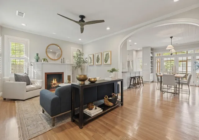 Photo 3 of Single family home for sale at 804 W 30 1/2 St, Austin, TX 78705 | MLS# 4684472 | Listing updated on 2026-08-12