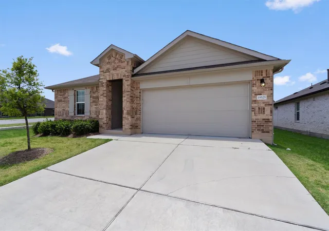 Photo 3 of Single family home for sale at 19525 Abigail Fillmore Rd, Manor, TX 78653 | MLS# 2108334 | Listing updated on 2026-09-01