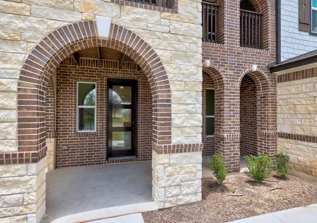 Photo 4 of Sale Pending at 3810 Riardo Dr, Round Rock, TX 78665 | MLS# 4152059 | Listing updated on 2026-07-31