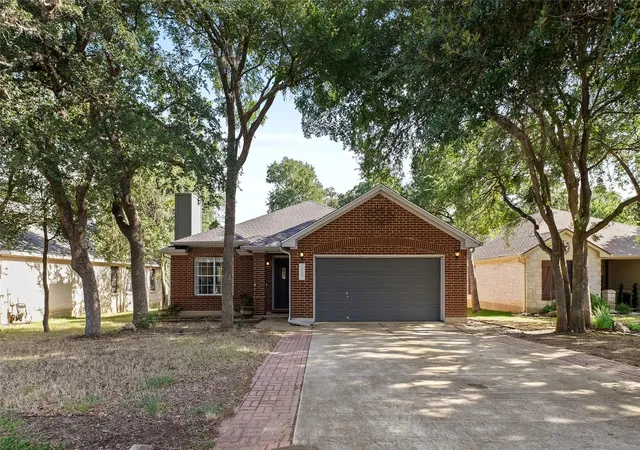 Photo 1 of Single family home for sale at 1005 Haleys Way Dr, Buda, TX 78610 | MLS# 3970715 | Listing updated on 2026-09-21