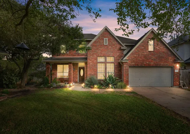 Photo 3 of Single family home for sale at 9402 Kisoba Ter, Austin, TX 78749 | MLS# 8000093 | Listing updated on 2026-10-28