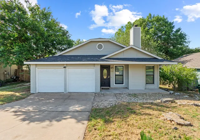 Photo 2 of Single family home for sale at 11811 Rotherham Dr, Austin, TX 78753 | MLS# 3033272 | Listing updated on 2026-07-24