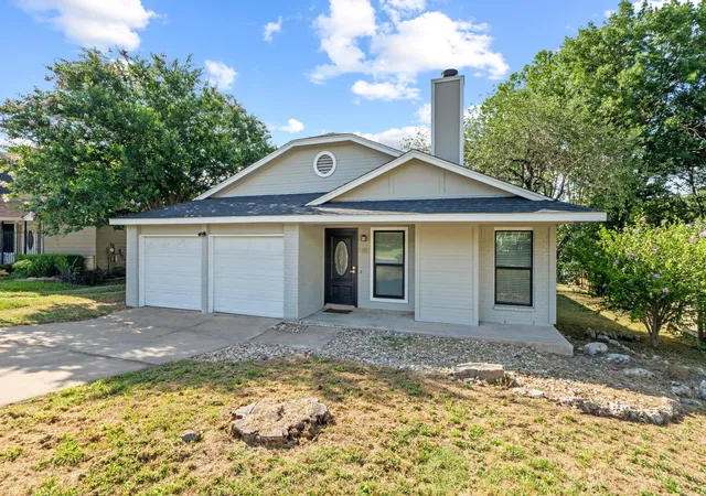 Photo 3 of Single family home for sale at 11811 Rotherham Dr, Austin, TX 78753 | MLS# 3033272 | Listing updated on 2026-07-24