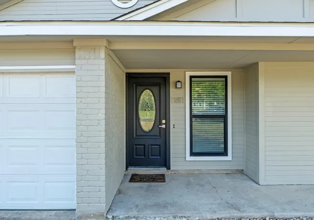 Photo 3 of Single family home for sale at 11811 Rotherham Dr, Austin, TX 78753 | MLS# 3033272 | Listing updated on 2026-07-24