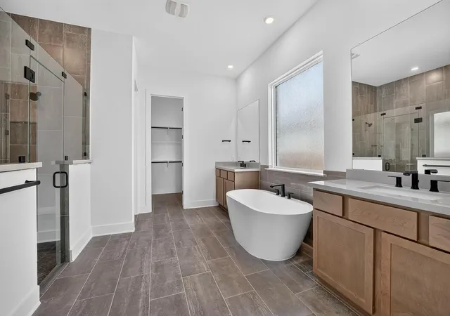 Photo 3 of Single family home for sale at 105 Borrego Bnd, Liberty Hill, TX 78642 | MLS# 8674514 | Listing updated on 2026-10-04
