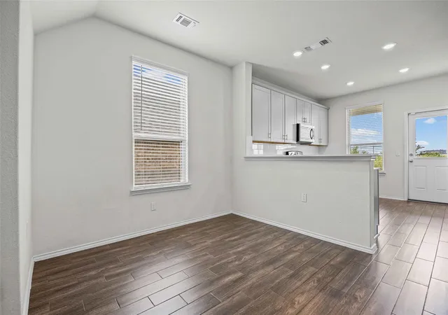Photo 4 of Single family home for sale at 10403 Choctaw Print Way, Manor, TX 78653 | MLS# 6361897 | Listing updated on 2026-08-13