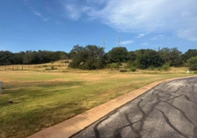 Homes for sale in Horseshoe Bay, TX | 107 James Cir, Horseshoe Bay, TX 78657 | MLS# 1355824