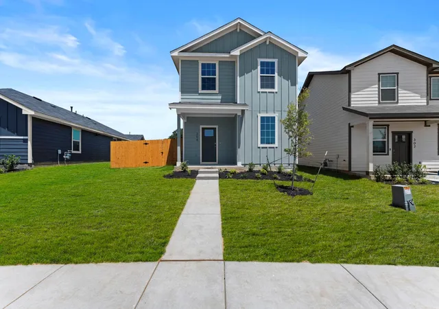 Photo 1 of Single family home for sale at 304 Constanza Trl, Bastrop, TX 78602 | MLS# 7582100 | Listing updated on 2026-07-27