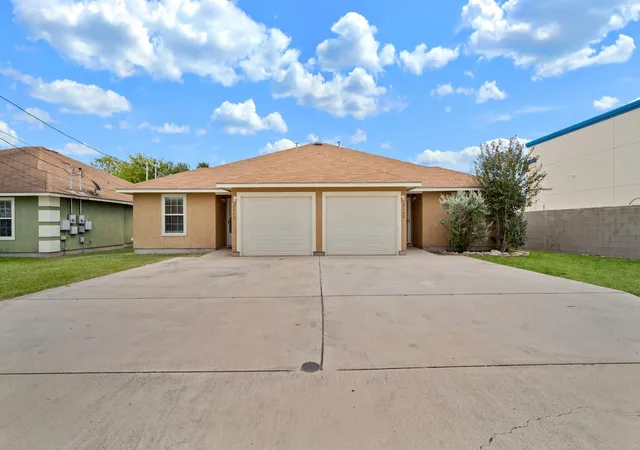 Multi family home for sale at 236 Rosalie Dr, New Braunfels, TX 78130 | MLS# 2561754