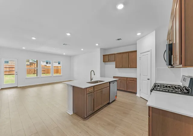 Photo 1 of Single family home for sale at 1813 Dandy Brush Dr, Leander, TX 78641 | MLS# 2343028 | Listing updated on 2026-10-09
