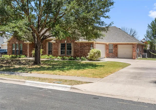 2nd image of 12409 Gun Metal Dr, Austin, TX 78739 | MLS# 6626873
