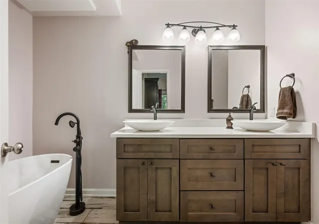 5th image of 11203 Ranch Rd 2222, Austin, TX 78730