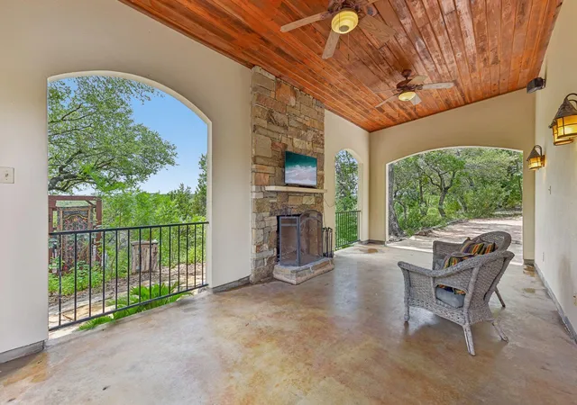 Homes for sale in Marble Falls, TX | 25317 Singleton Bend East Rd, Marble Falls, TX 78654 | MLS# 9519502