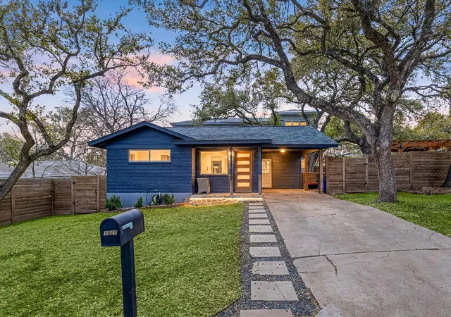 Photo 2 of Condo for sale at 3015 Burning Oak Dr #2, Austin, TX 78704 | MLS# 5299548 | Listing updated on 2026-10-01