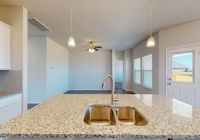 Photo 4 of Single family home for sale at 201 Dora Dr, Killeen, TX 76542 | MLS# 2139290 | Listing updated on 2026-08-12